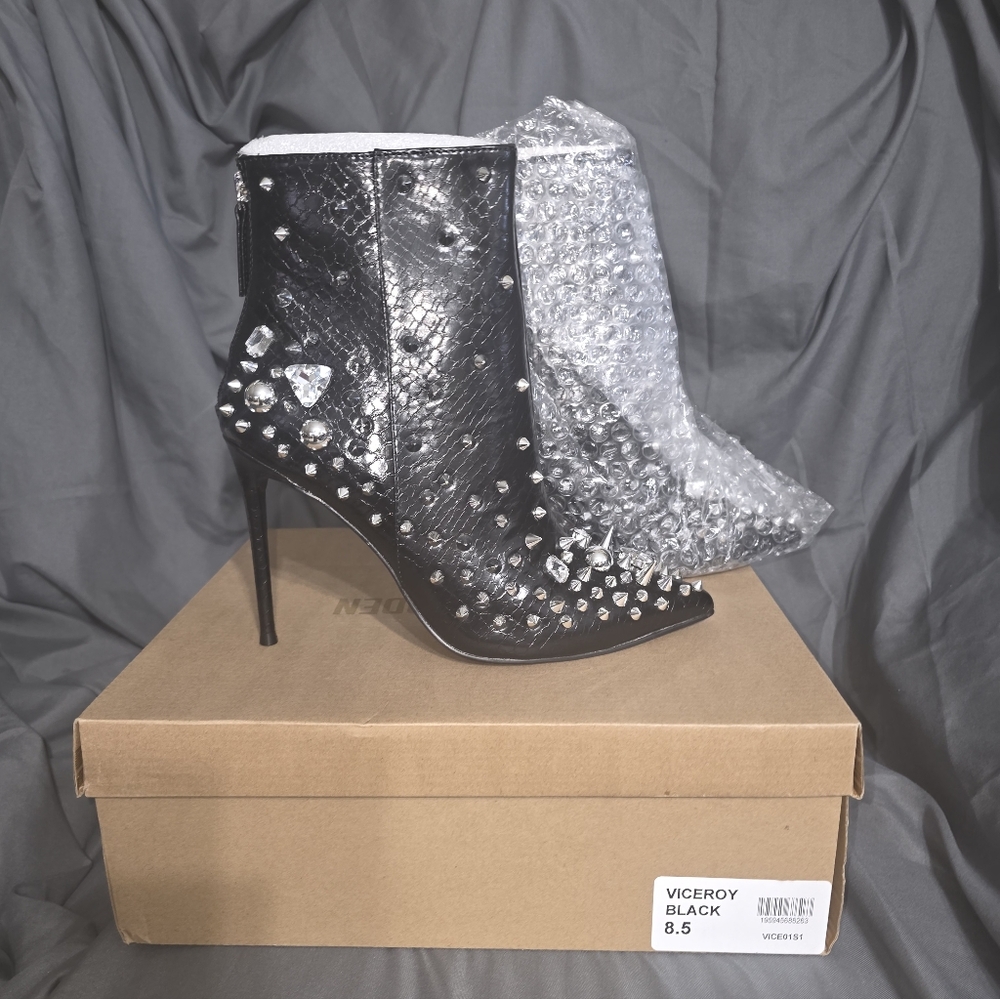 Steve Madden Black Studded Women's Ankle Boots